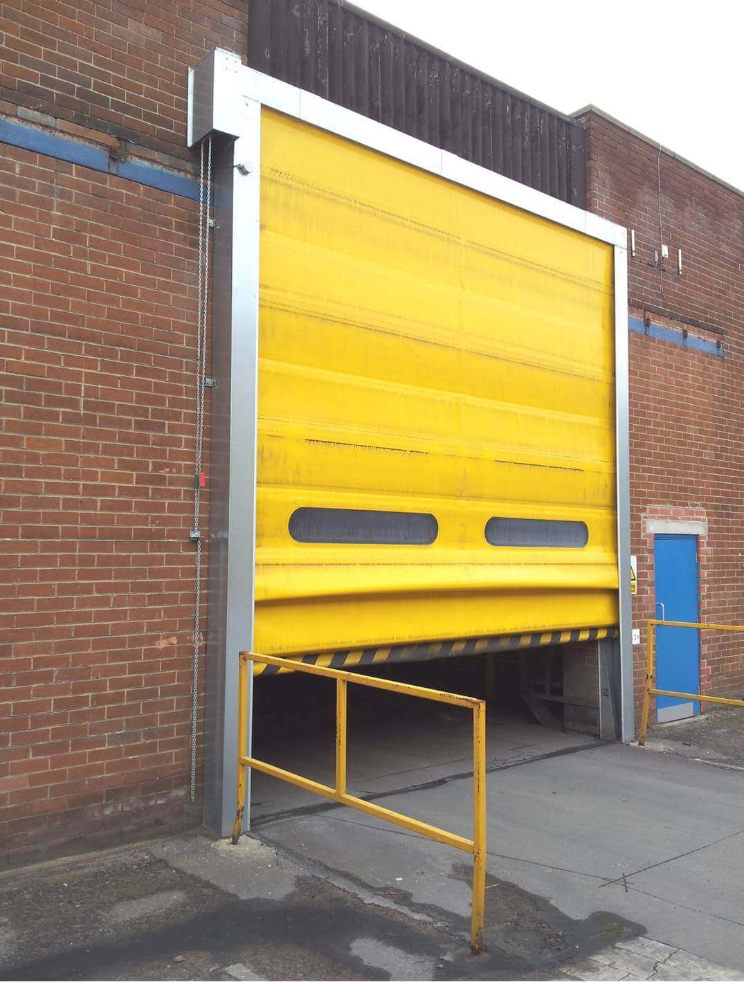High Speed Fold Up Door in yellow